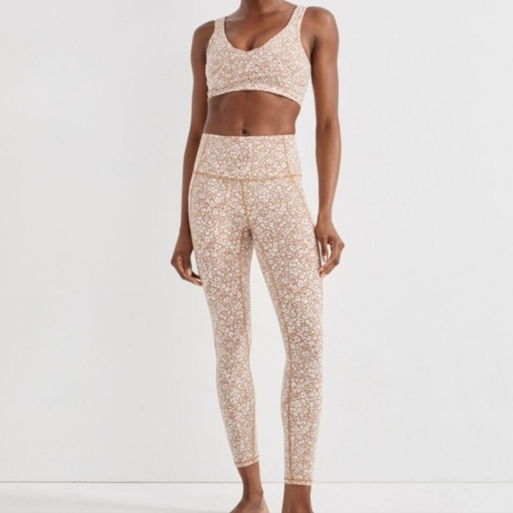 ​Varley Let’s Move High Waisted Leggings Size S Micro Floral Pocket Pilates Yoga